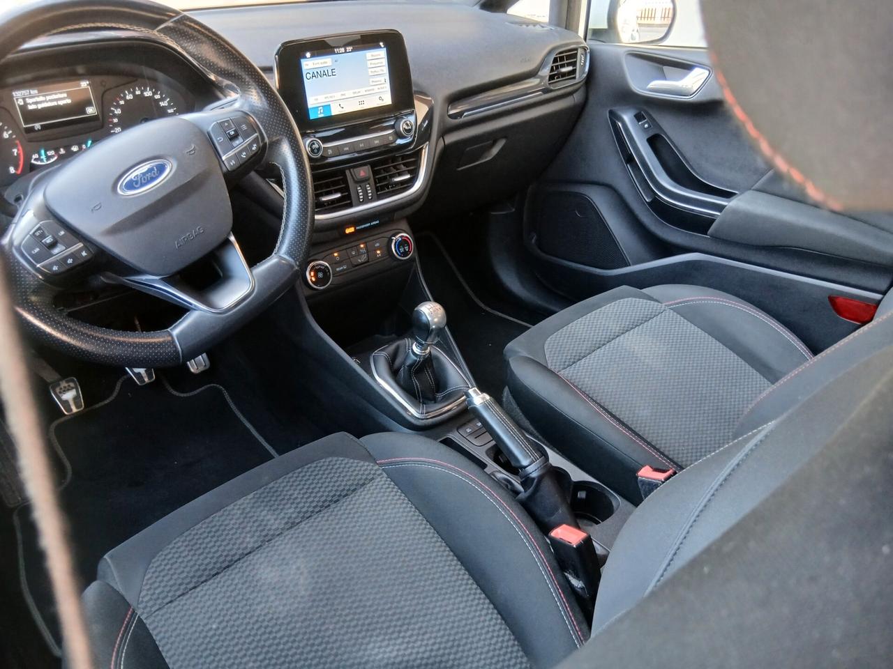 Ford Fiesta 1.0 Ecoboost 125 CV 5 porte ST-Line tua a € 179 mese