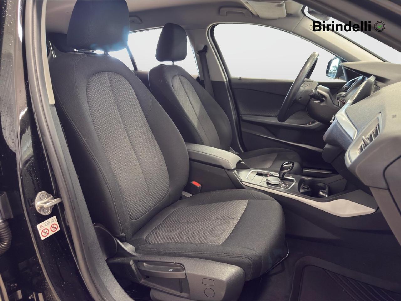 BMW Serie 1 (F40) - 118d 5p. Business Advantage