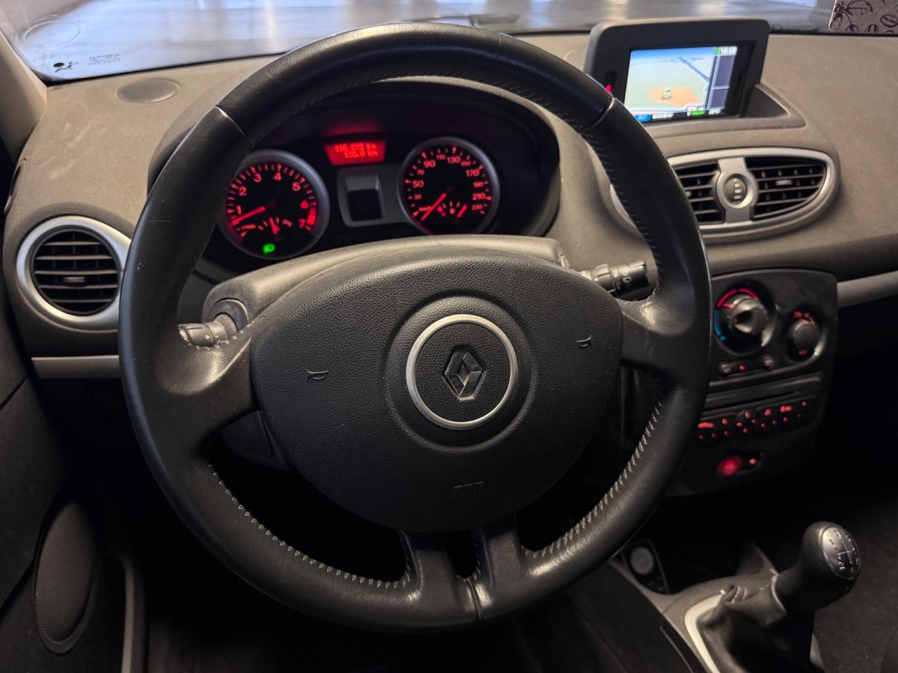Renault Clio 1.2 16V SporTour Dynamique