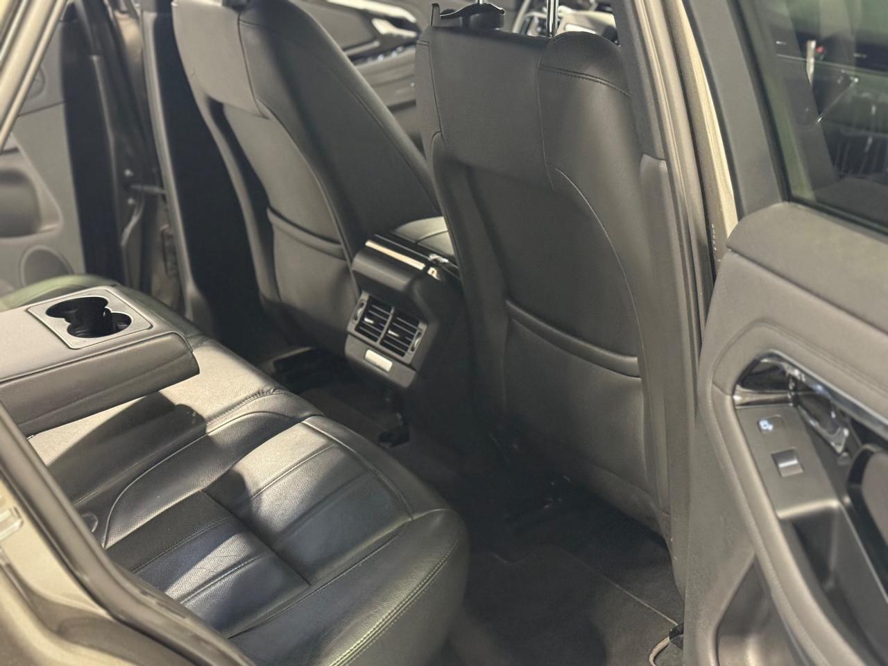 Land Rover Range Evoque 2.0D I4 AWD R-Dynamic