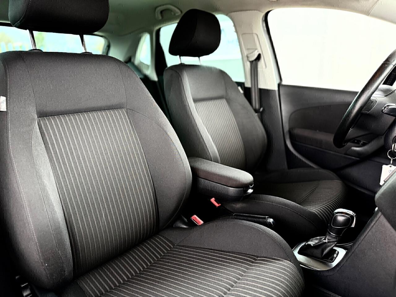 VW Polo 1.6 TDI 90CV AUTOMATICA DSG ANCHE NEOPATENTATI