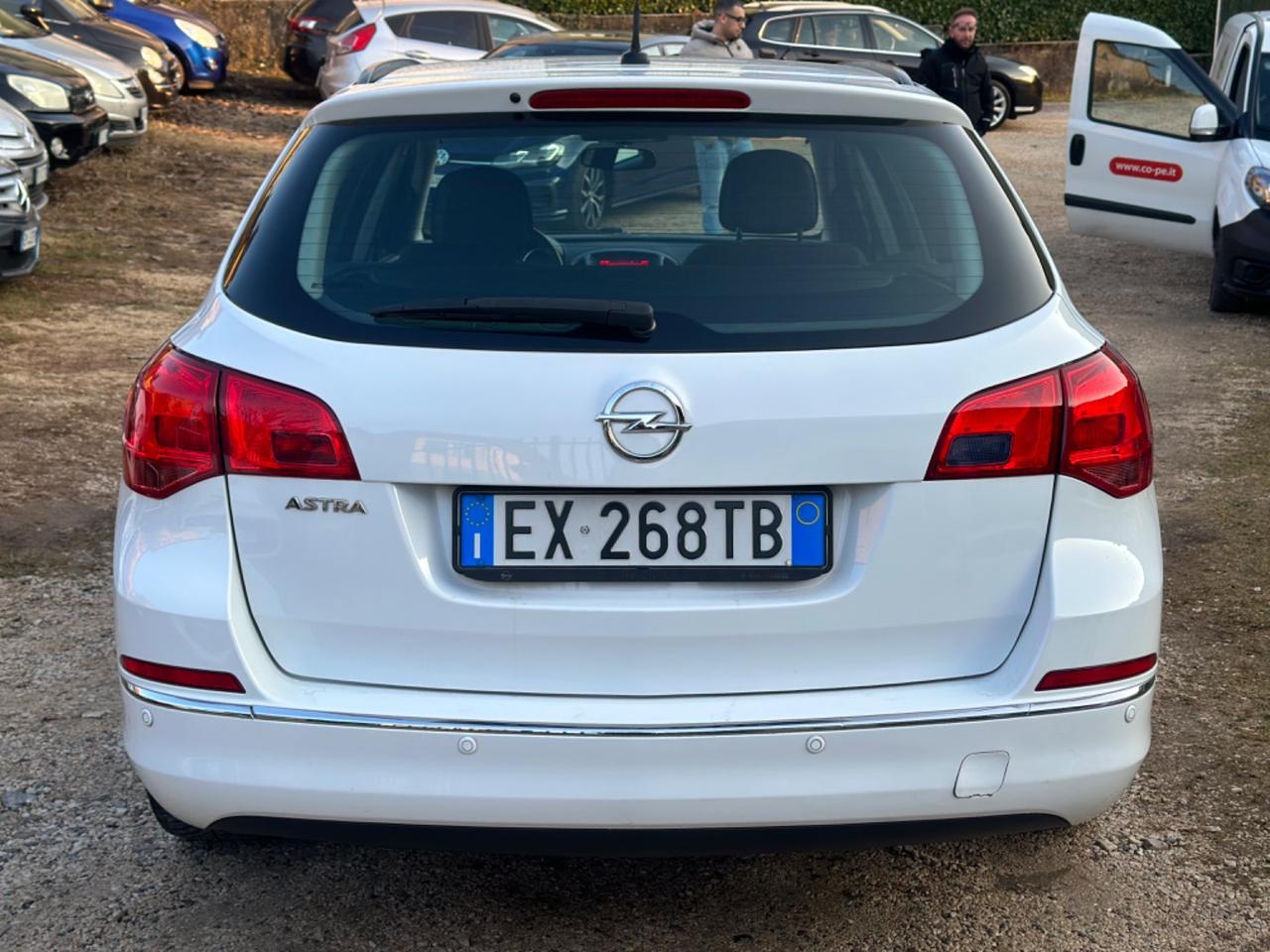 Opel Astra 1.4 Turbo 140CV Sports Tourer GPL Tech Cosmo