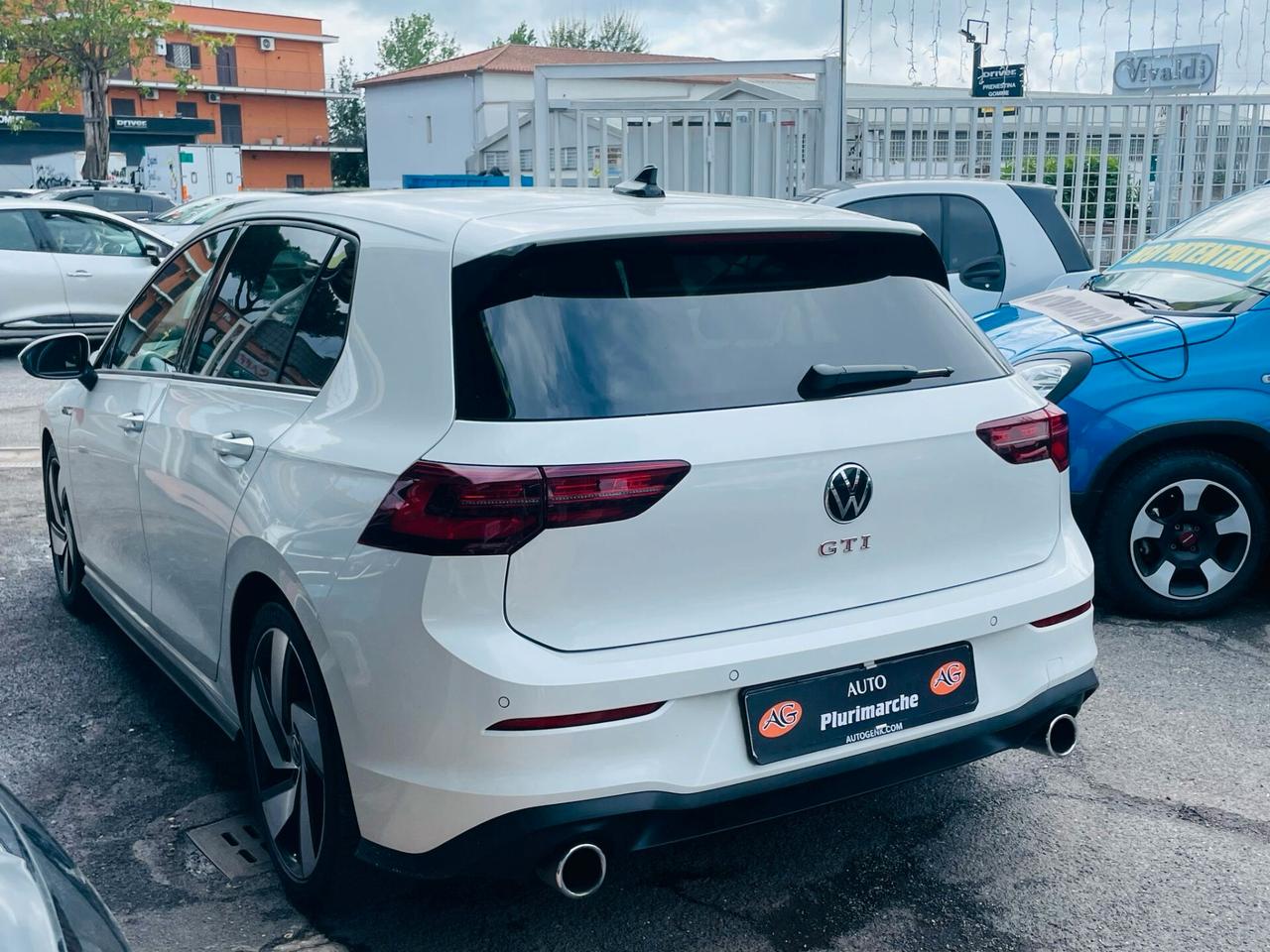 Volkswagen Golf GTI Golf 2.0 TSI GTI DSG