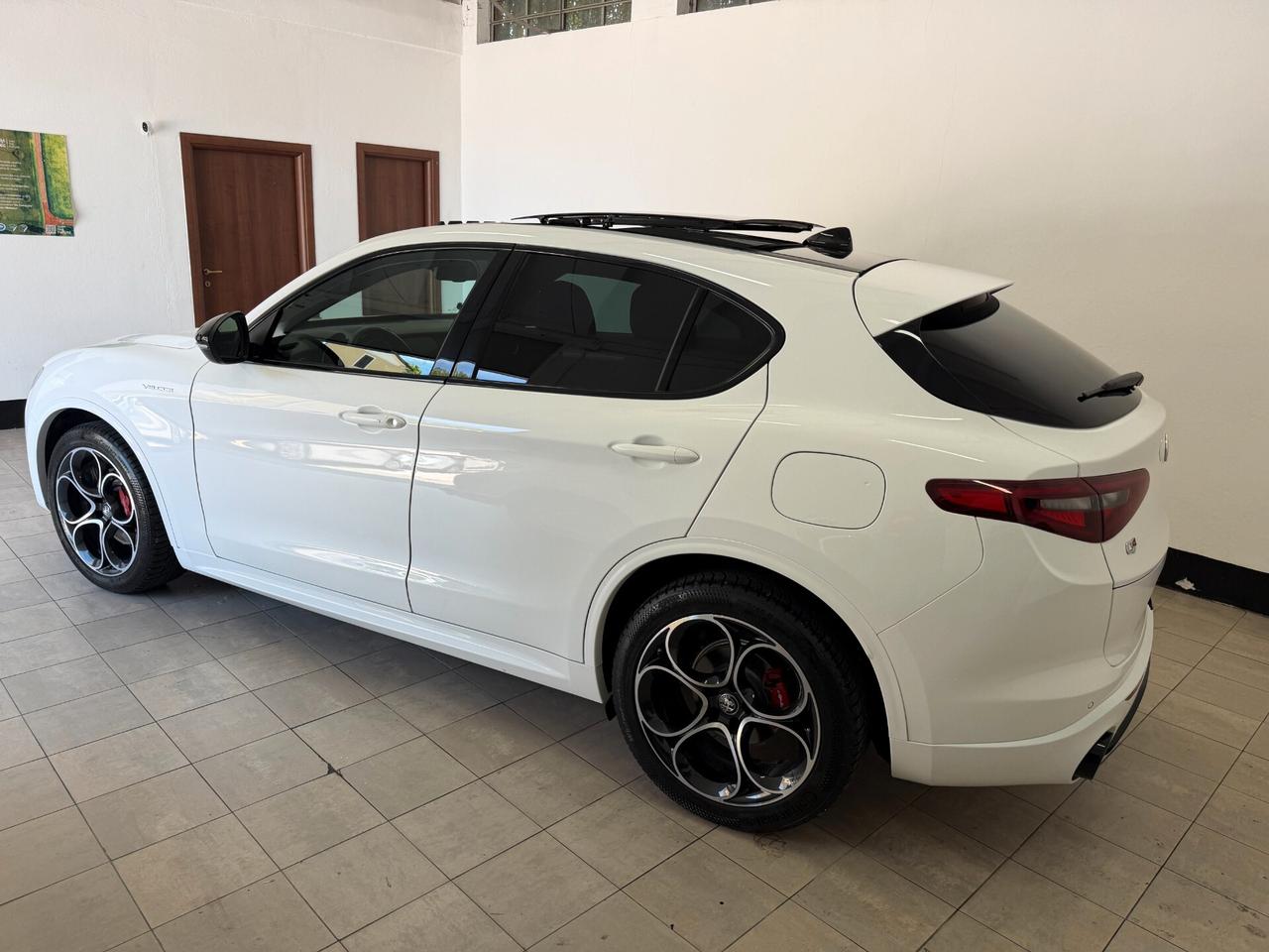 Alfa Romeo 12/2022 Stelvio 2.2 Turbodiesel 210 CV AT8 Q4 Veloce