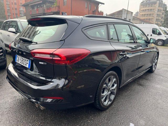 FORD Focus 1.0 EcoBoost Hybrid 125CV Powershift SW ST-Line De