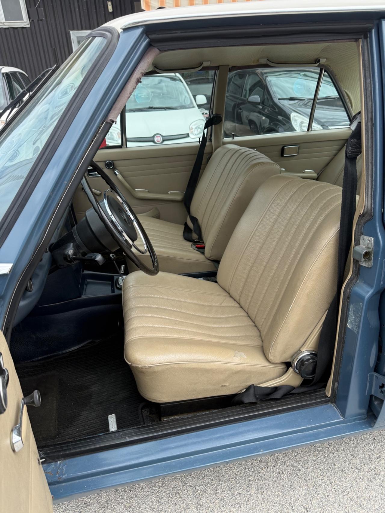 Mercedes-benz 220 230