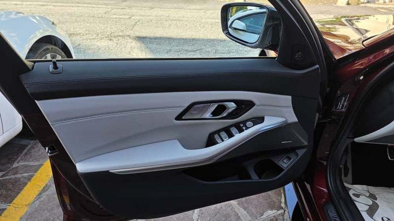 BMW M3 Touring M3 Competition xDrive Touring auto CARBON PACK