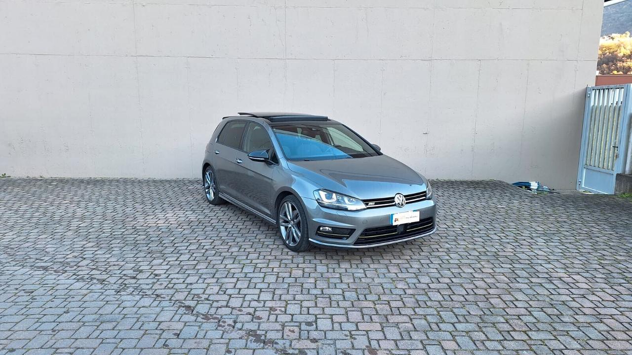 Volkswagen Golf 7 1.6 DSG R-LINE tetto ACC Keyless LED