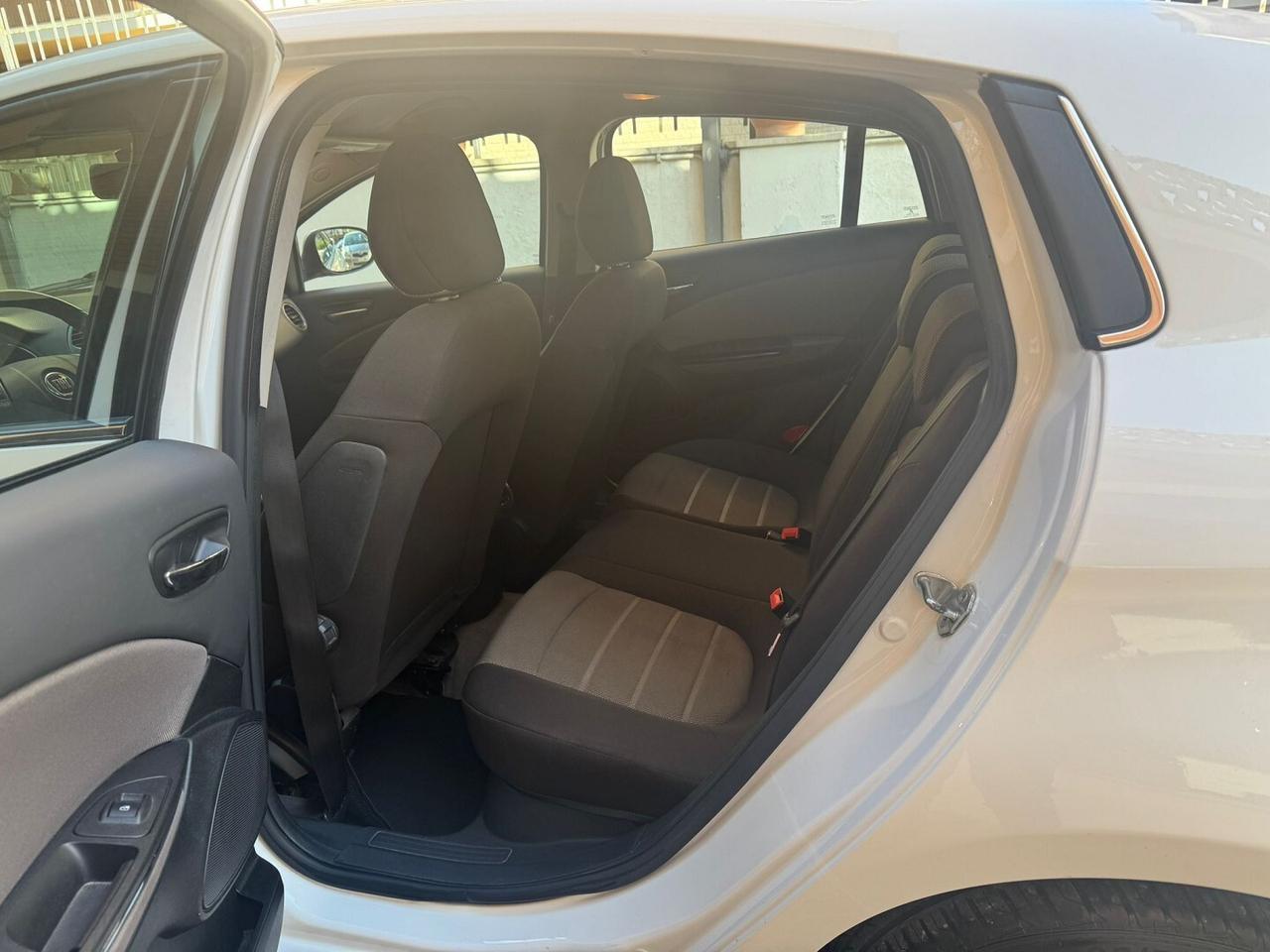 FIAT Bravo 1.4 EasyPower Emotion GPL UNIPRO