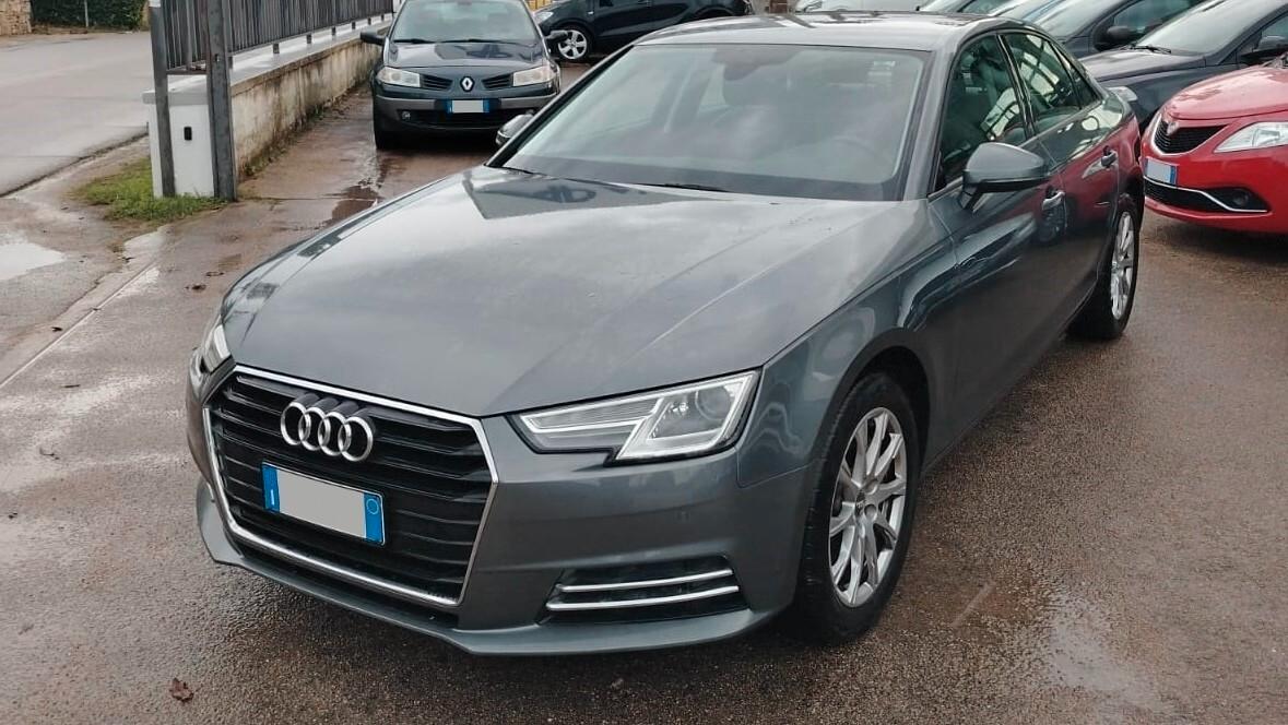 Audi A4 2.0 tdi Sport 190cv S-tronic
