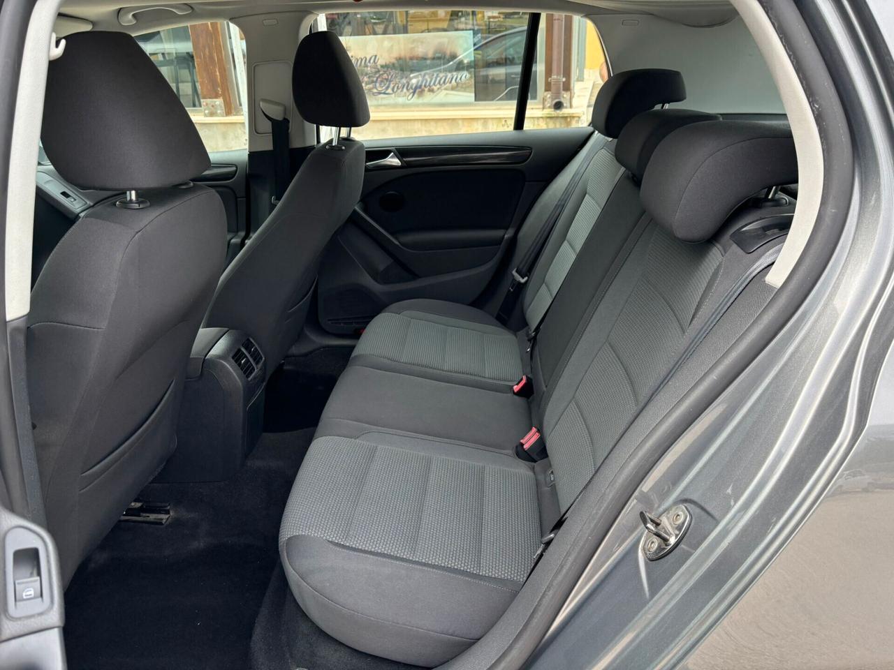 VOLKSWAGEN GOLF 1.6 TDI - 2011