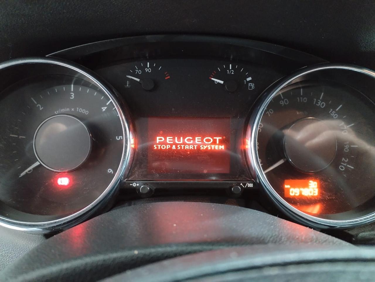 Peugeot 3008 BlueHDi 120 EAT6 S&S Allure