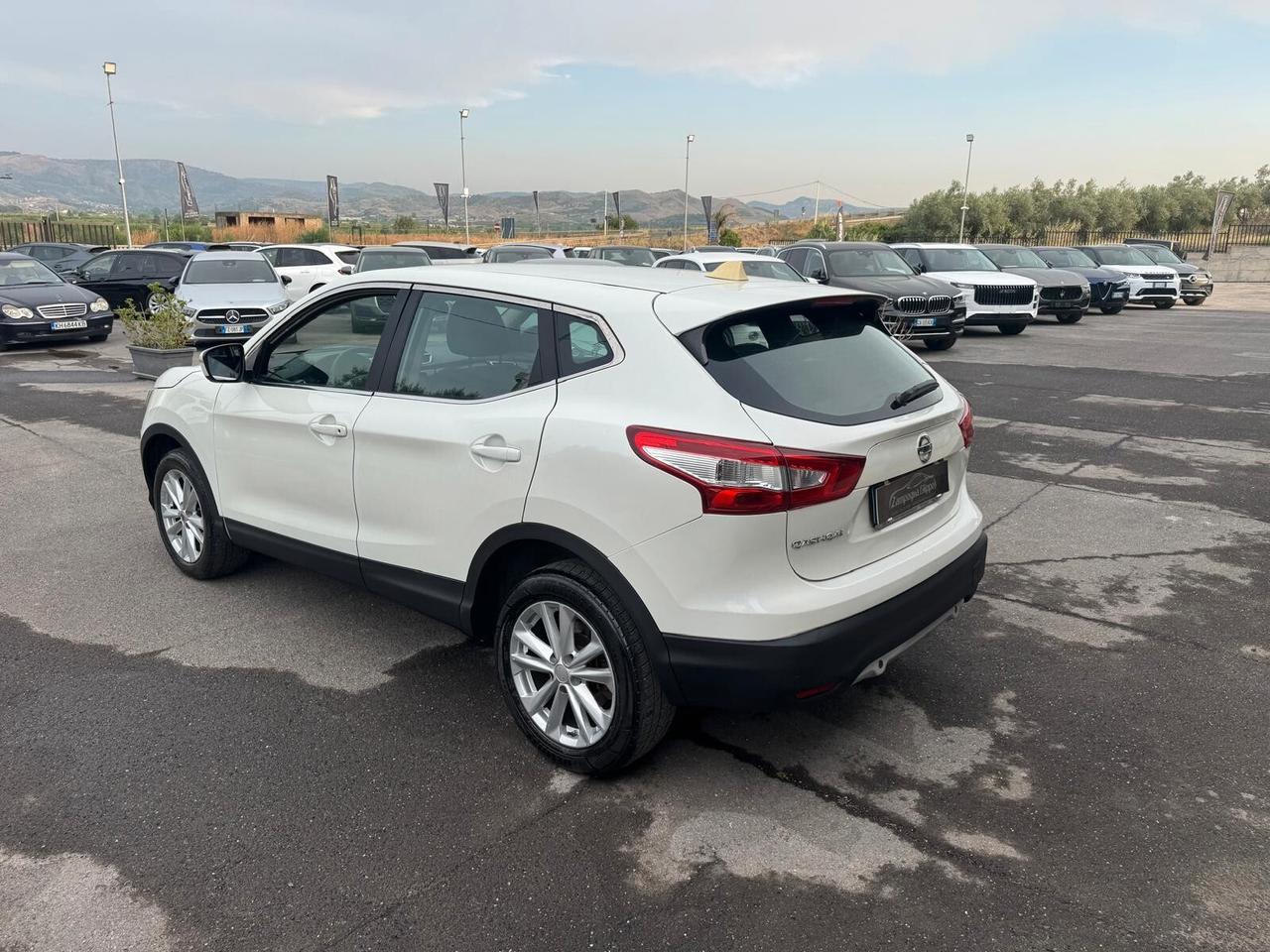 Nissan Qashqai 1.6 dCi automatica 131cv