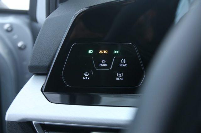 VOLKSWAGEN Golf 2.0 TDI DSG SCR Life / Neopatentati