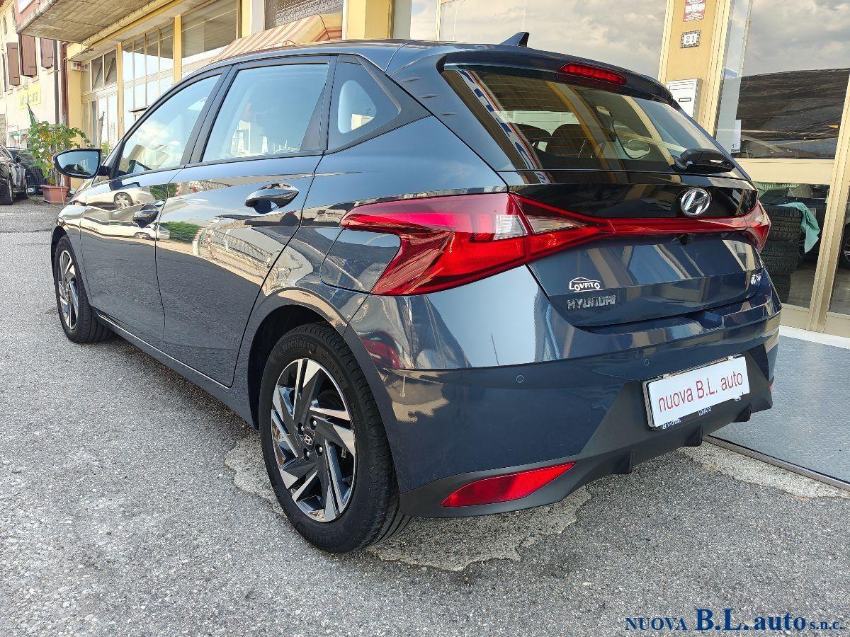 HYUNDAI - i20 1.2 Connectline Exterior Pack Gpl