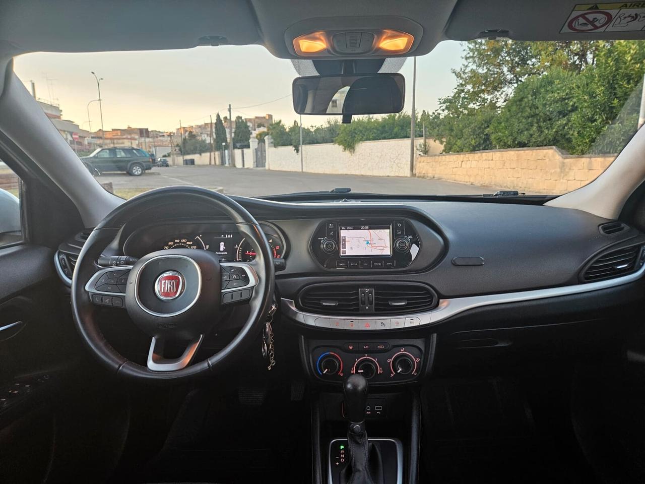 Fiat Tipo 5P SW 1.6 mtj 120cv AUTOMATICA NAVI