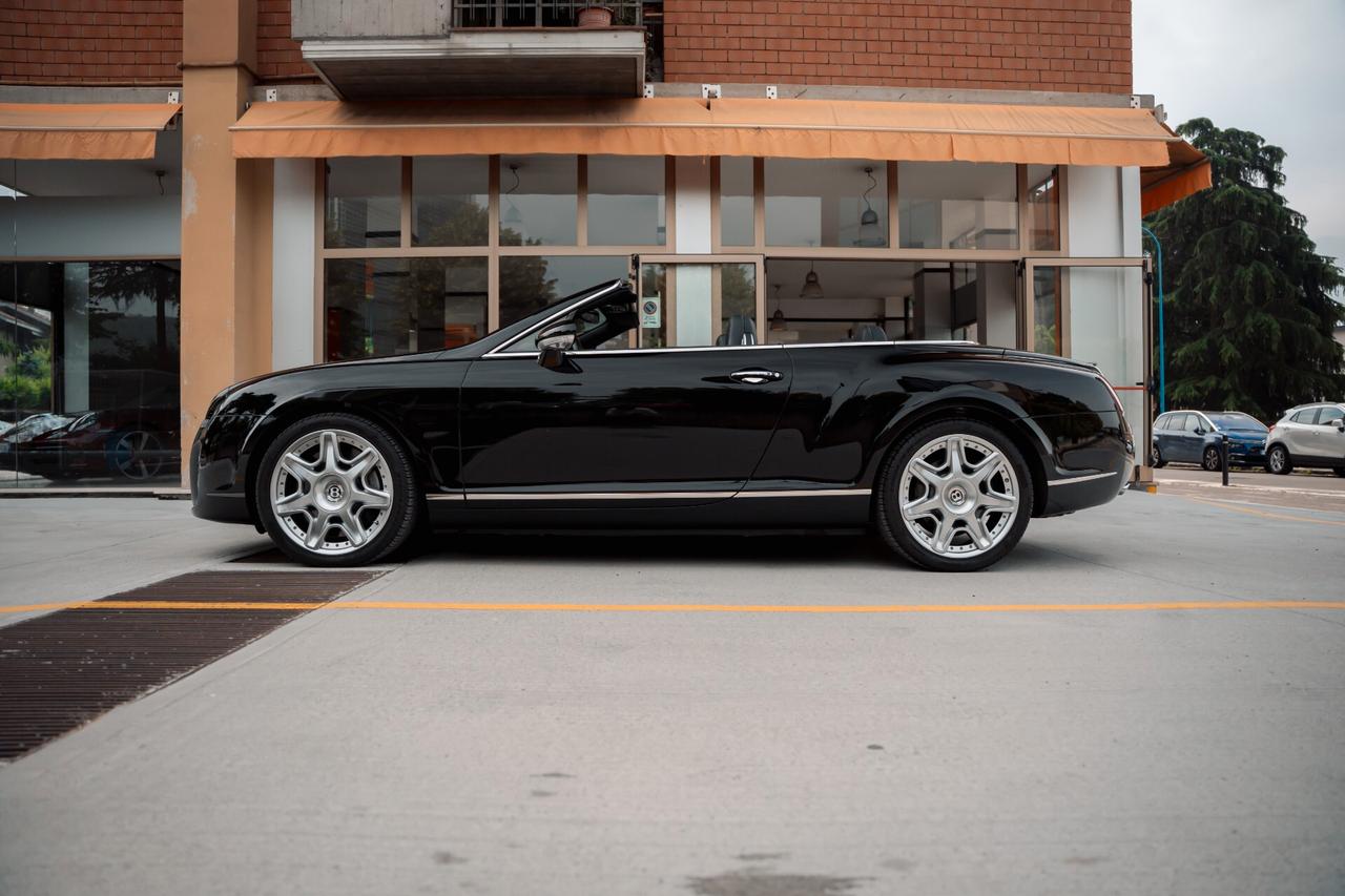 Bentley Continental GTC PACCHETTO MULINER