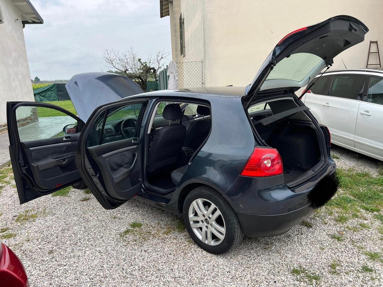 Volkswagen Golf 1.6 5p. Comfortline