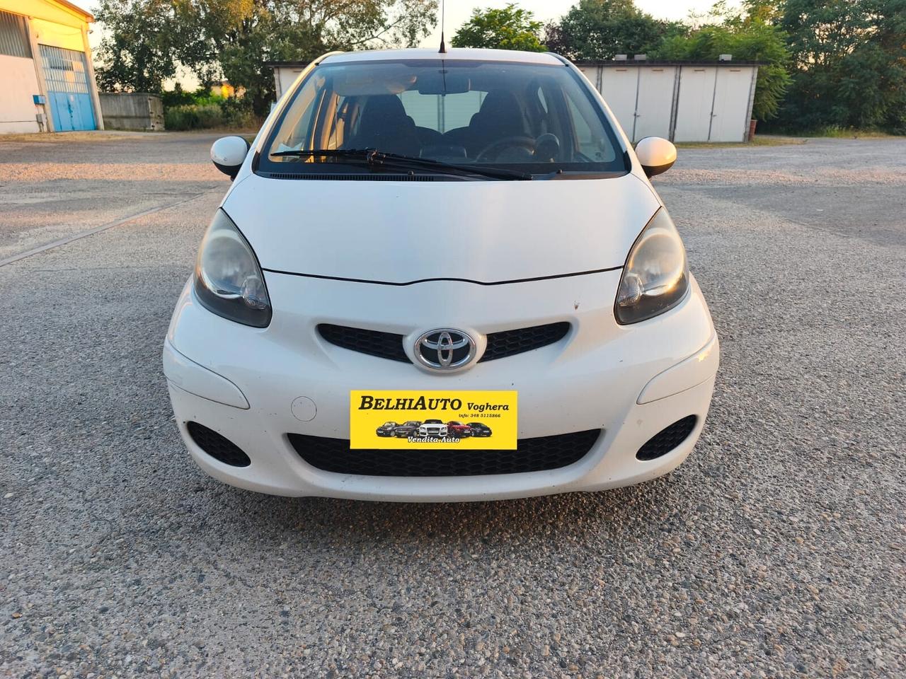 Toyota Aygo 2012----1.0 Benzina Neopatentati