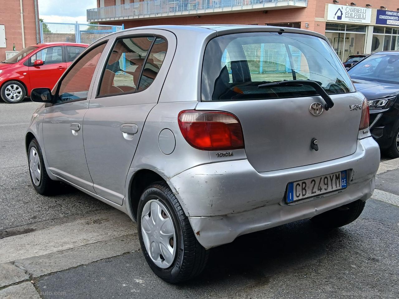 TOYOTA Yaris 1.0 16V 5p. Sol