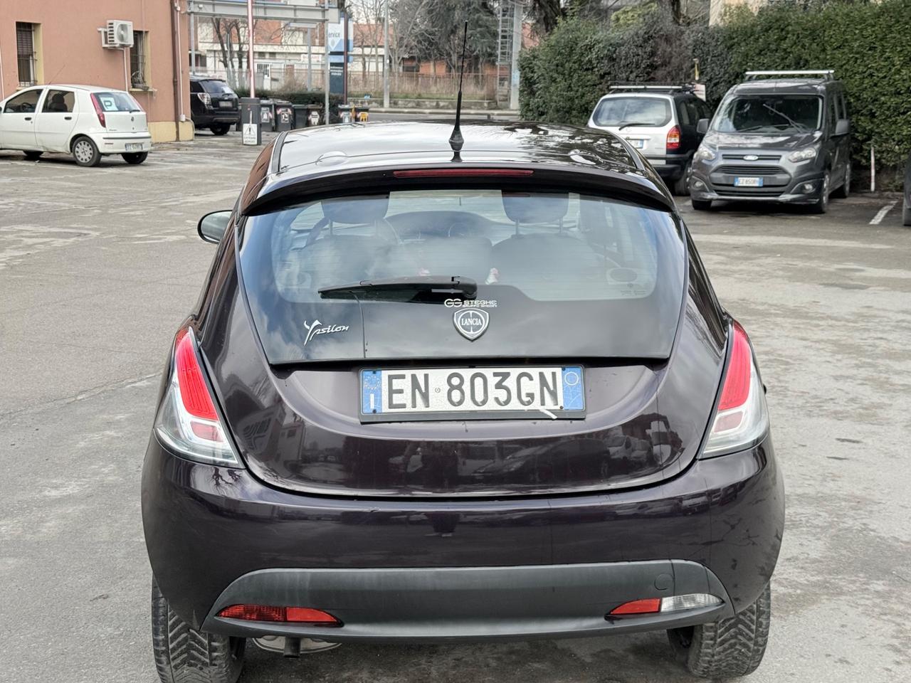 Lancia Ypsilon 1.2 69 CV 5 porte GPL Ecochic Gold