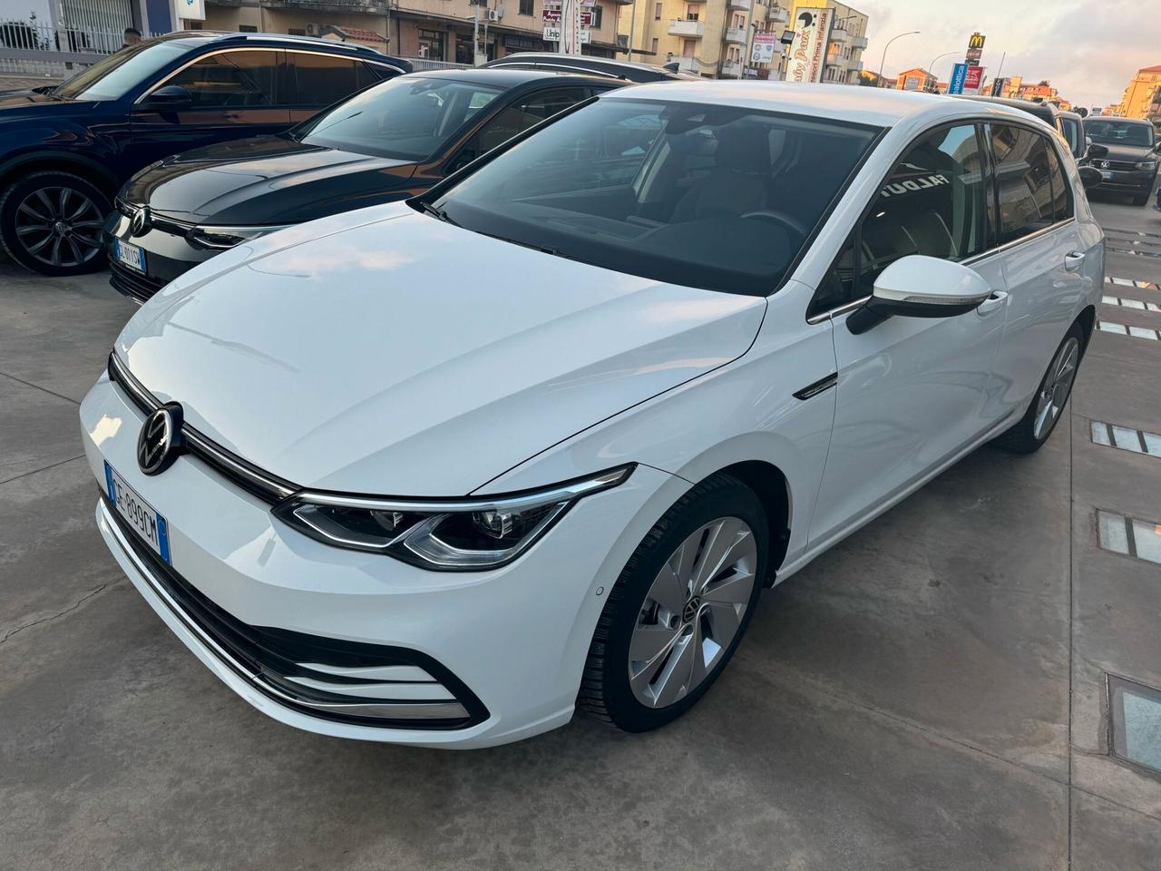 Volkswagen Golf 2.0 TDI 150 CV DSG SCR Style