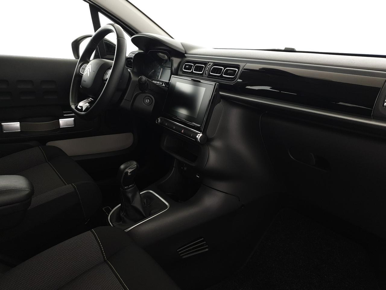 Citroen C3 1.2 puretech shine s&s 83cv neopatentati my18