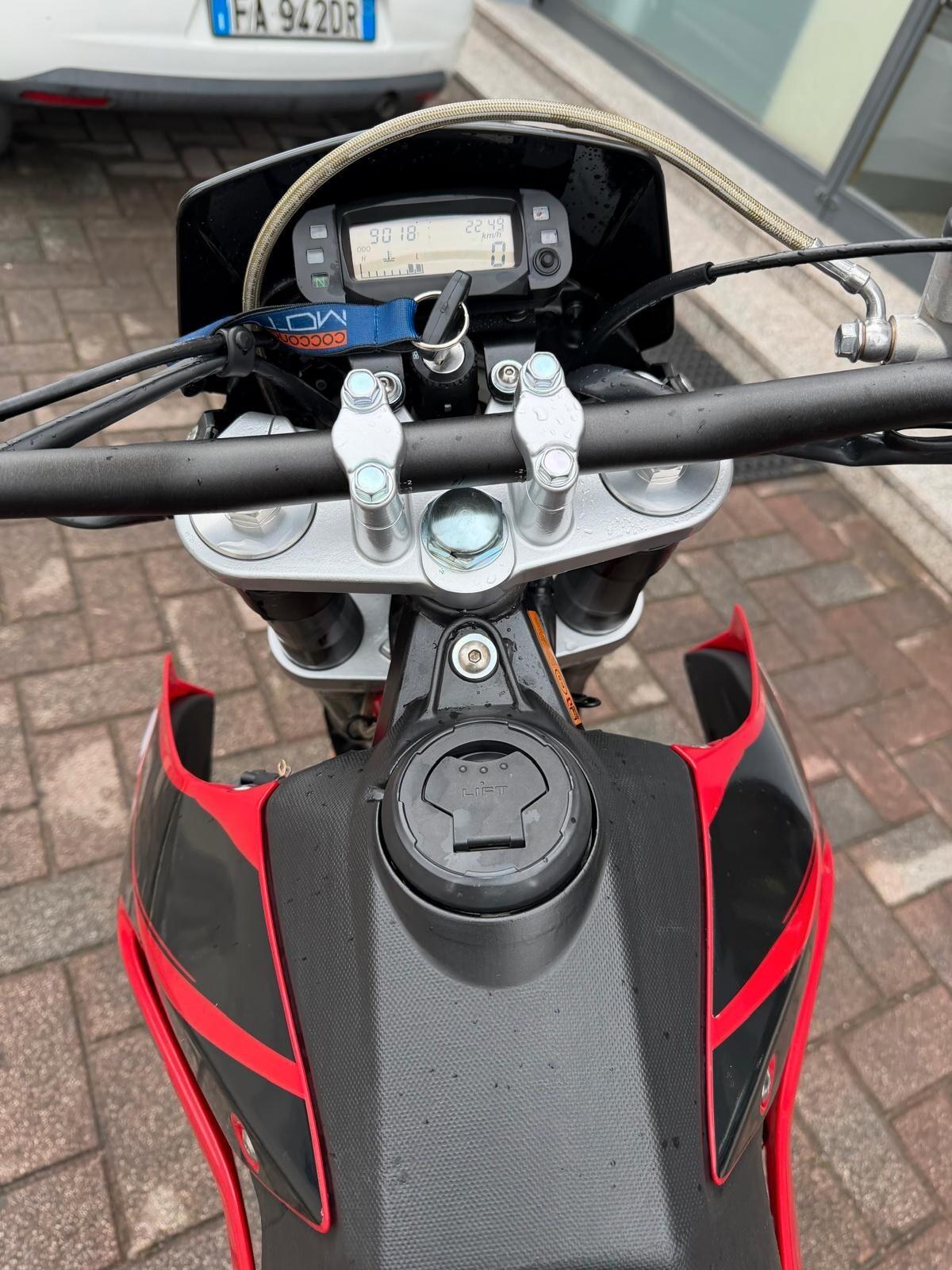 MALAGUTI XTM 125