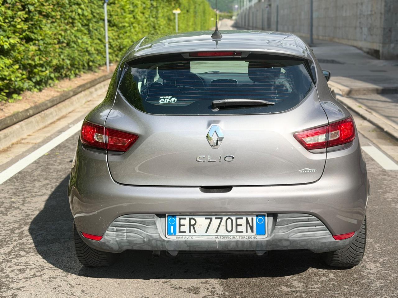 Renault Clio 1.2 75CV ok neopatentati