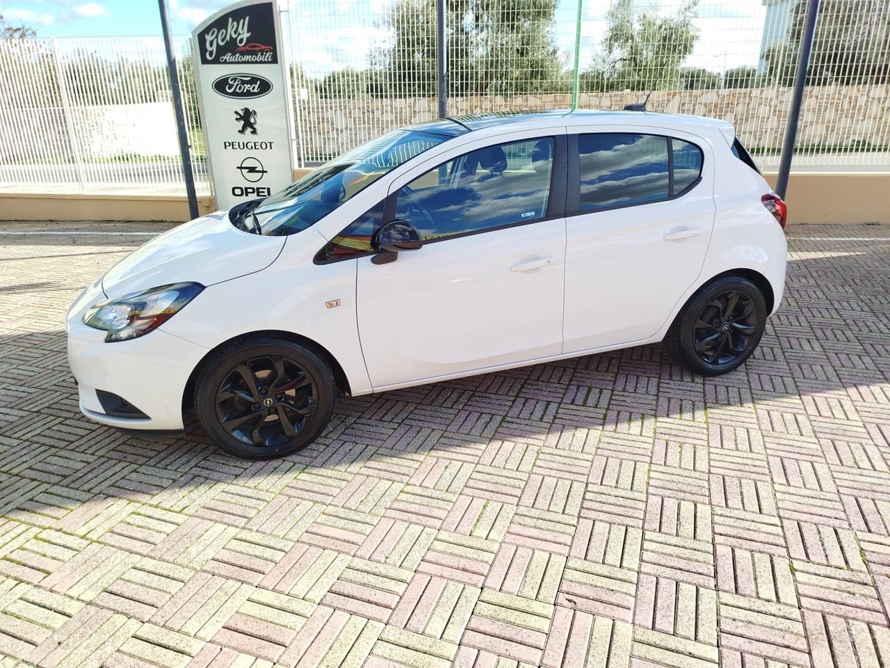 Opel Corsa 1.4 90CV GPL Tech 5 porte Innovation