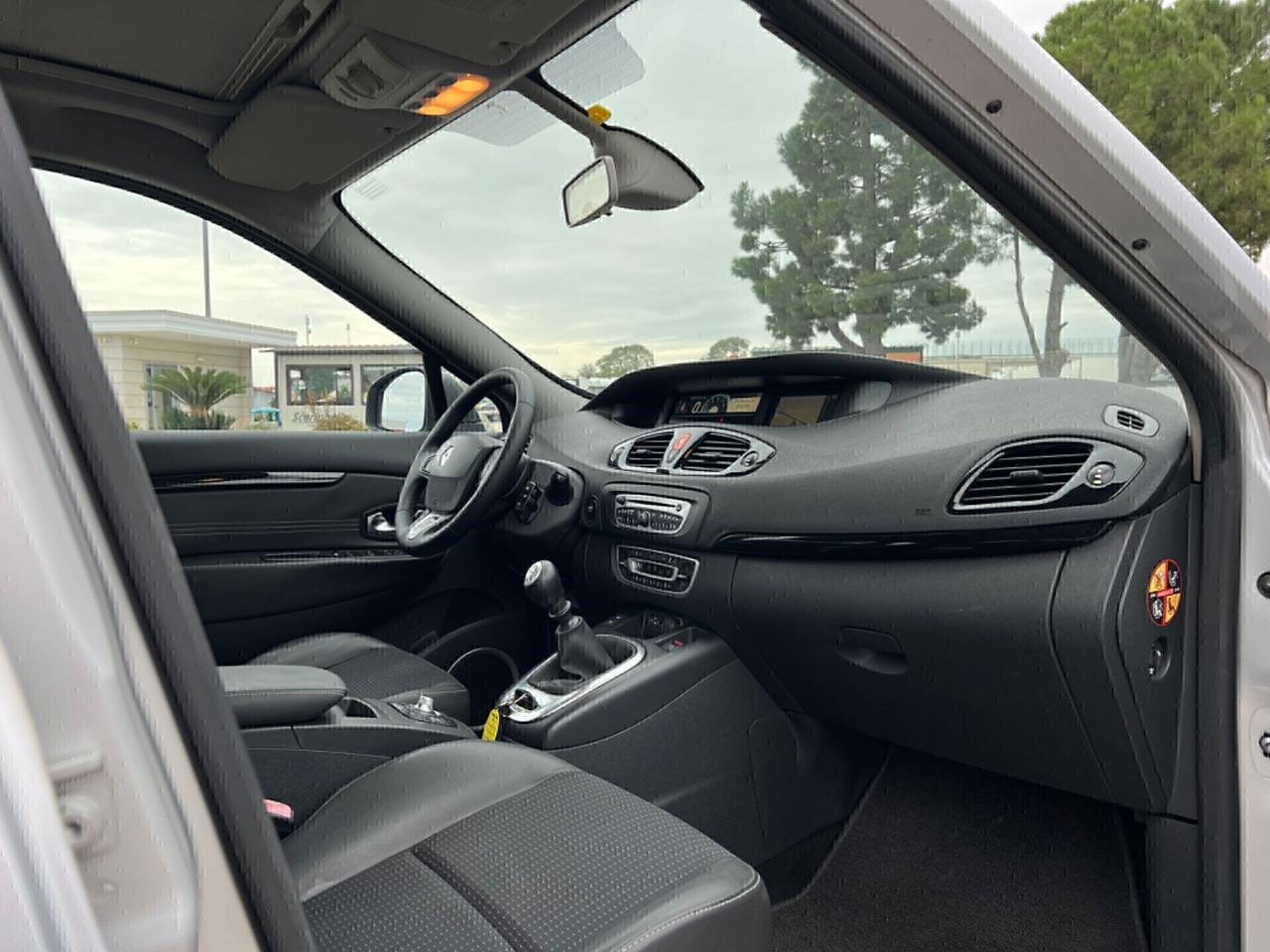 Renault Scenic Scénic X-Mod 1.5 dci 110cv TETTO - 2011