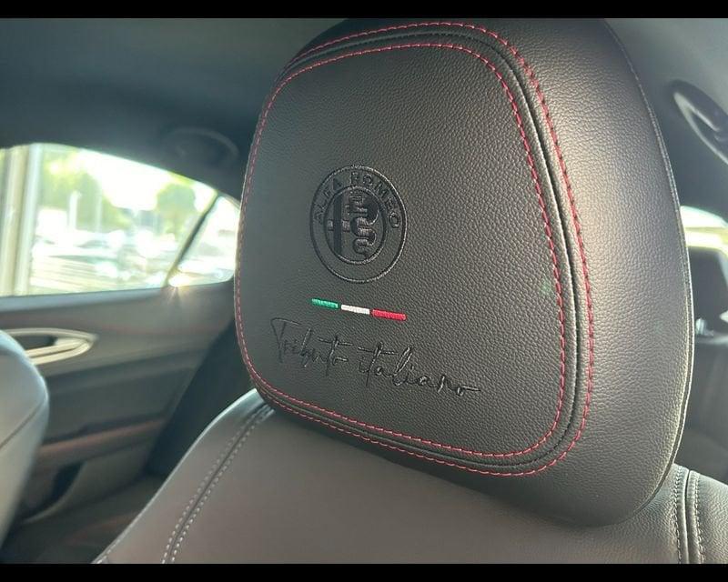 Alfa Romeo Giulia 2.2 Turbodiesel 210 CV AT8 AWD Q4 Tributo Italiano