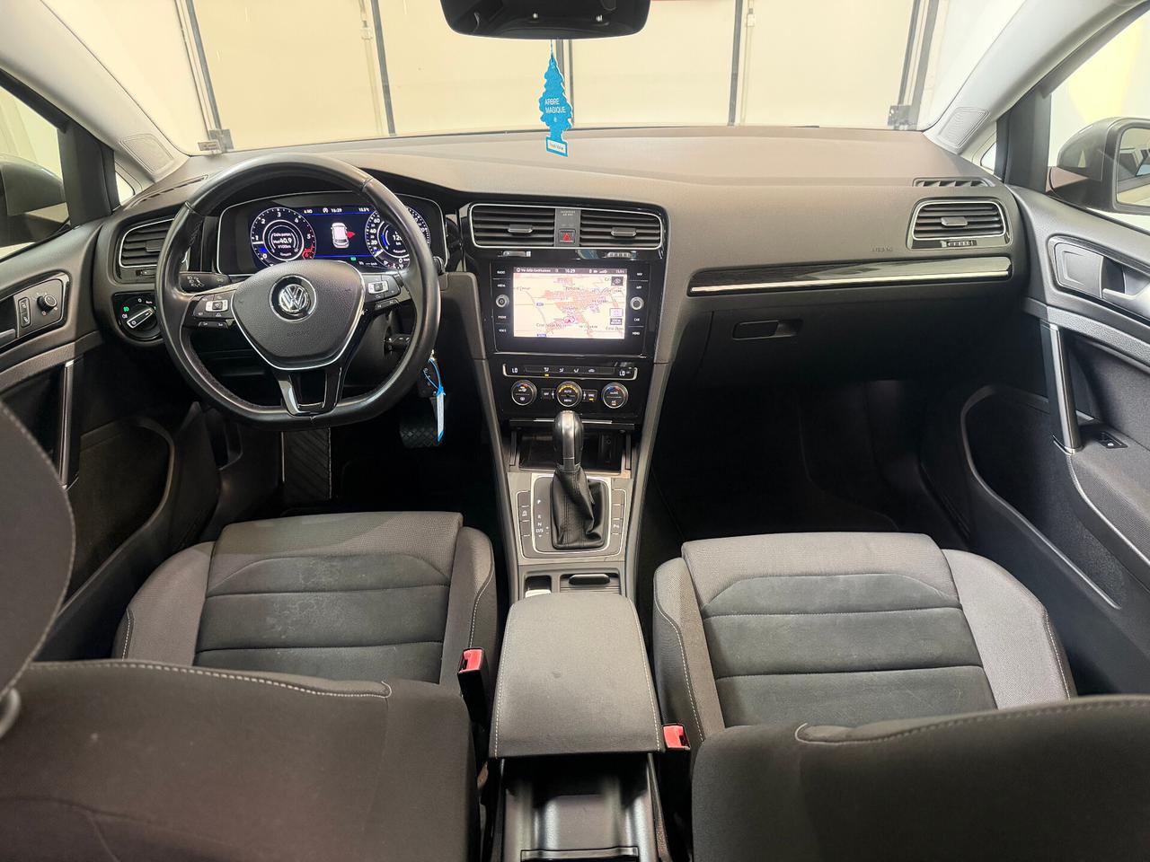 Volkswagen Golf 2.0 TDI DSG 5p. Highline BlueMotion Technology