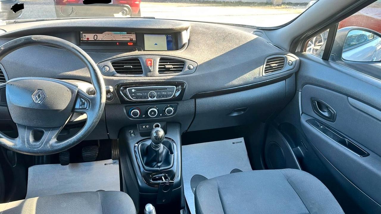 Renault Scenic Scénic X-Mod 1.5 dCi 110CV Dynamique