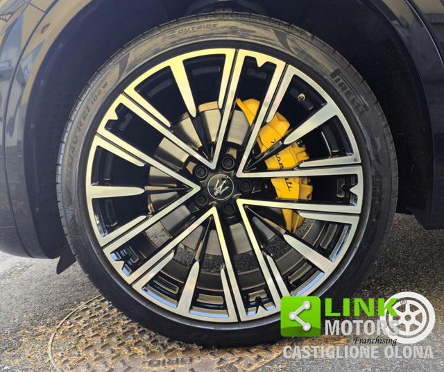 MASERATI Grecale MHEV 330 CV AWD Modena