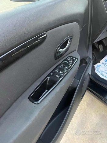 RENAULT Scenic X-Mod 1.5 dCi 110CV Wave