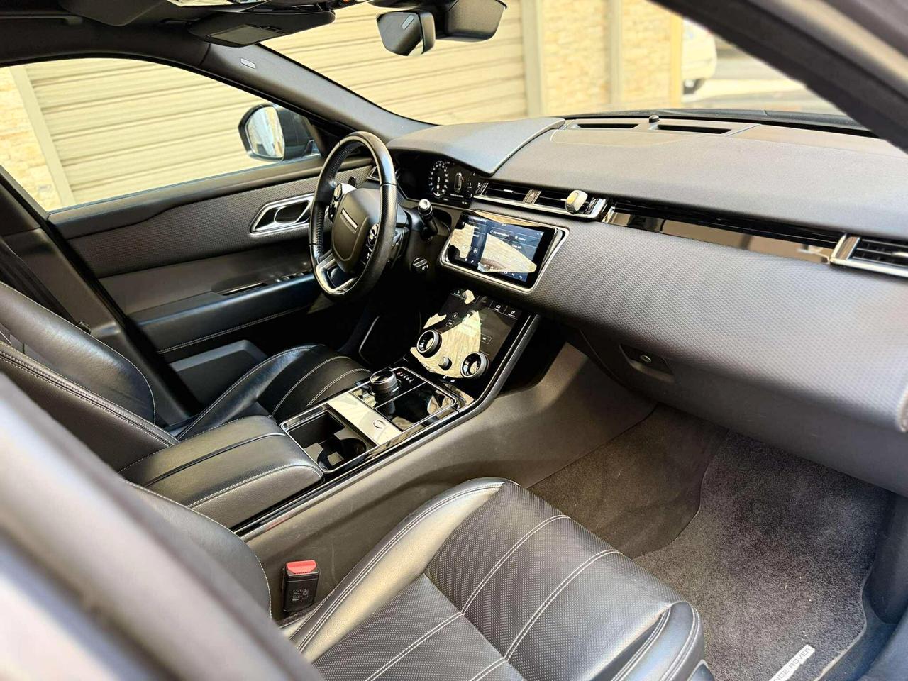 Land Rover Range Rover Velar Range Rover Velar 2.0D I4 180 CV R-Dynamic HSE