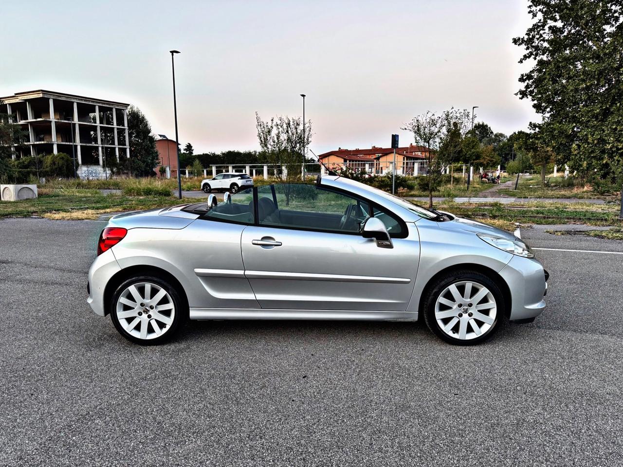 Peugeot 207 1.6 VTi 120CV CC Tecno Unico Proprietario