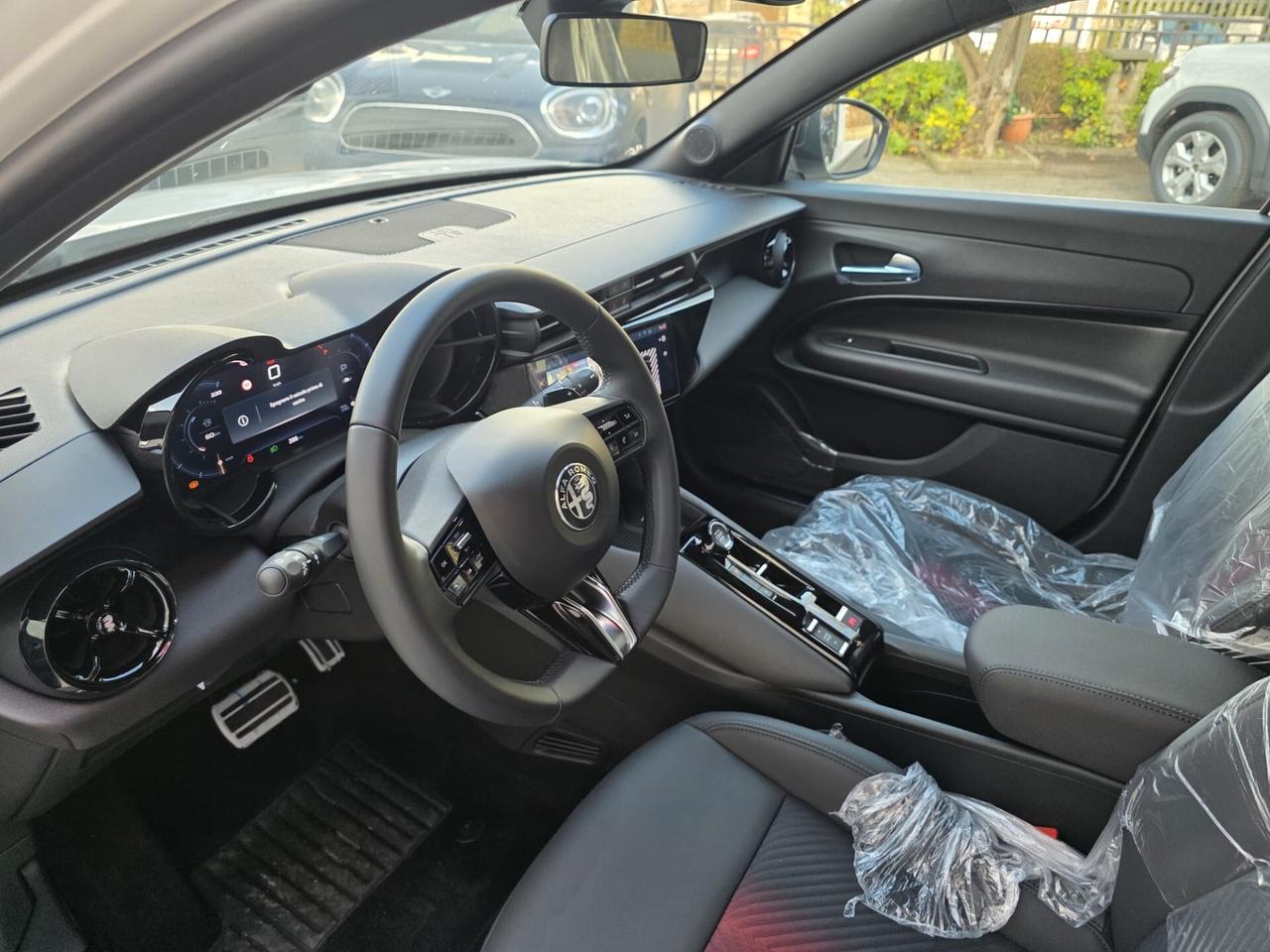 Alfa Romeo Junior 1.2 136 CV Hybrid eDCT6 Speciale