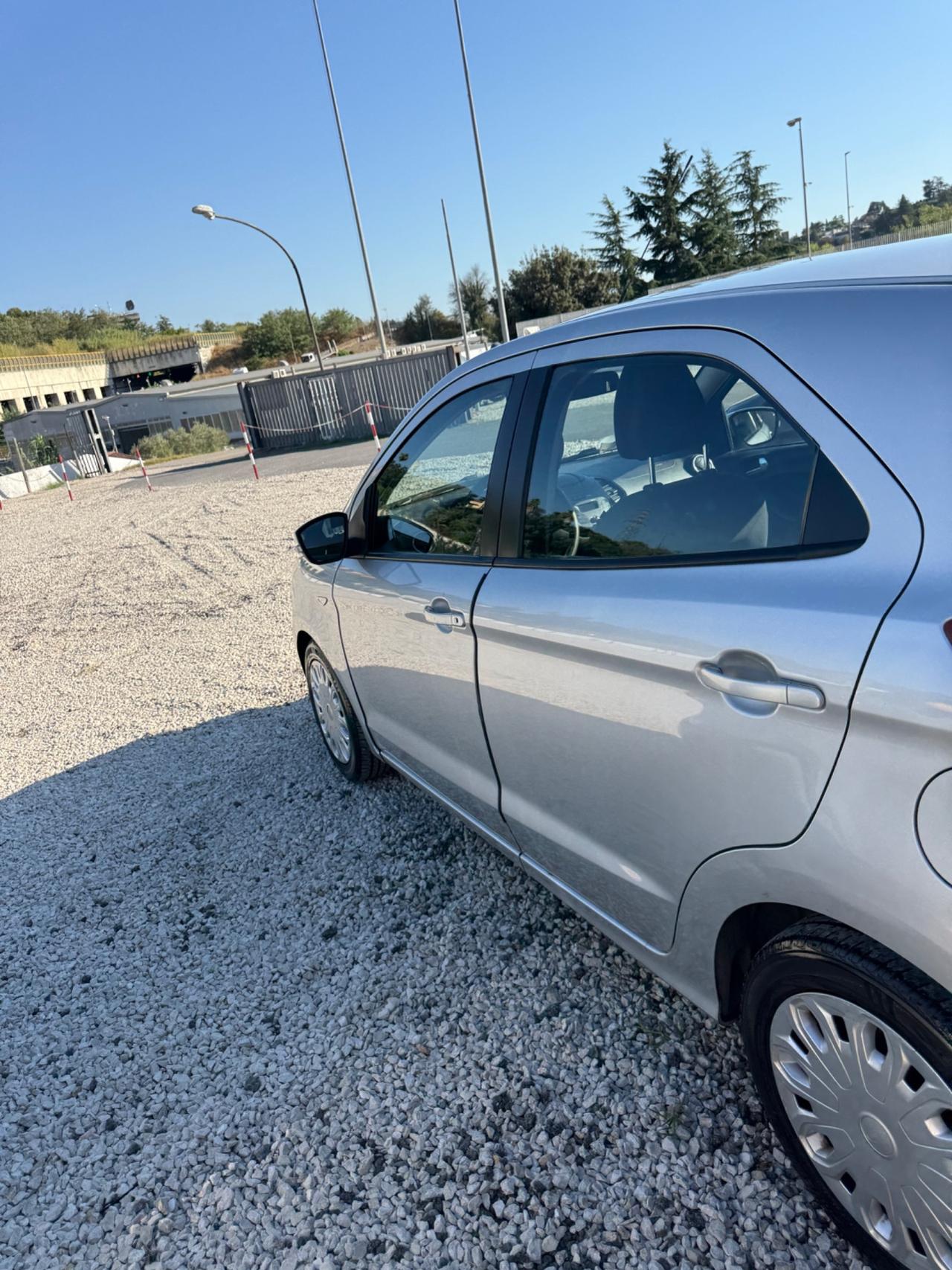 Ford Ka+ 1.2 benzina