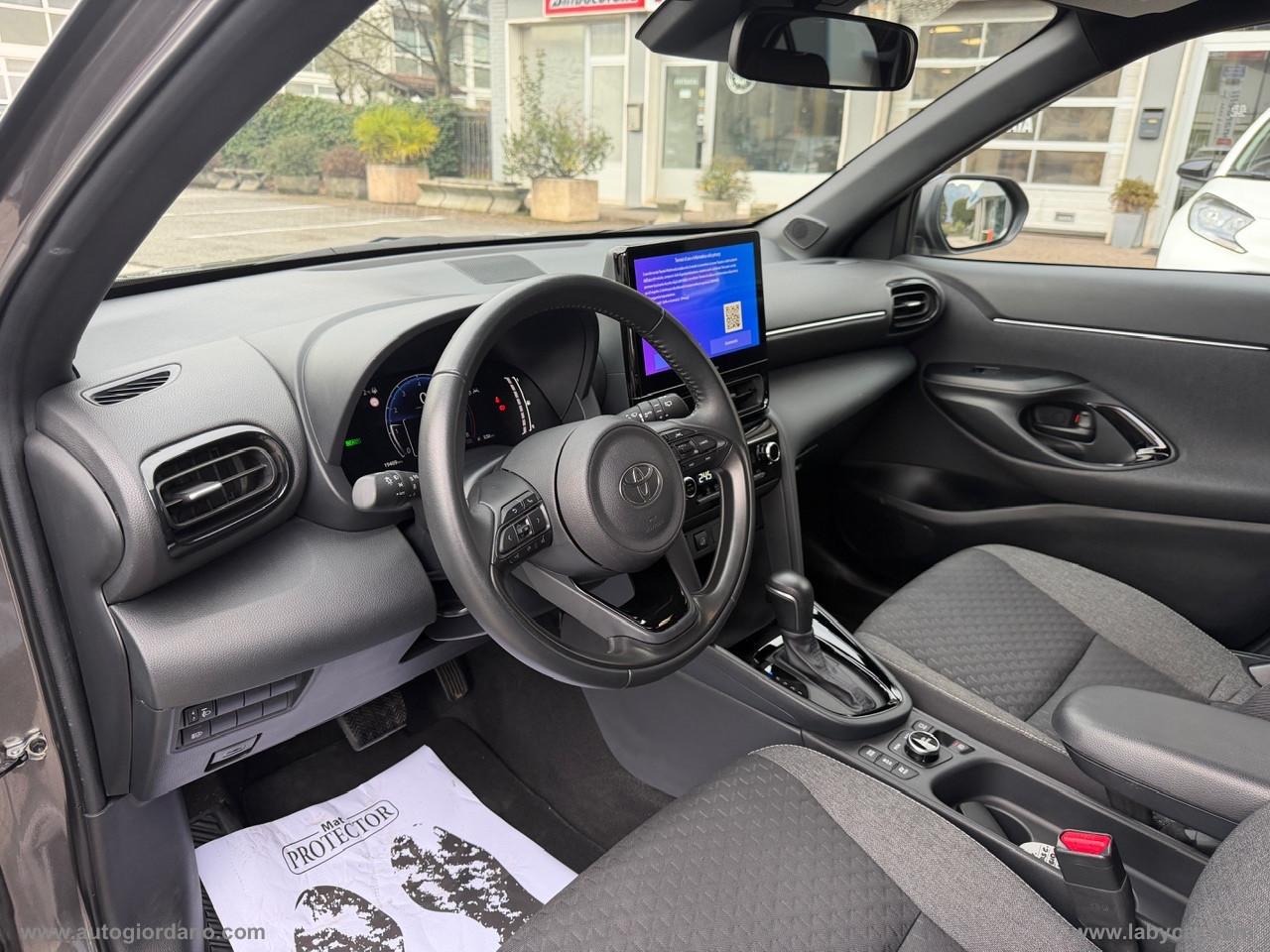 TOYOTA Yaris Cross 1.5 Hyb. 5p. E-CVT AWD Trend Business Plus Pack