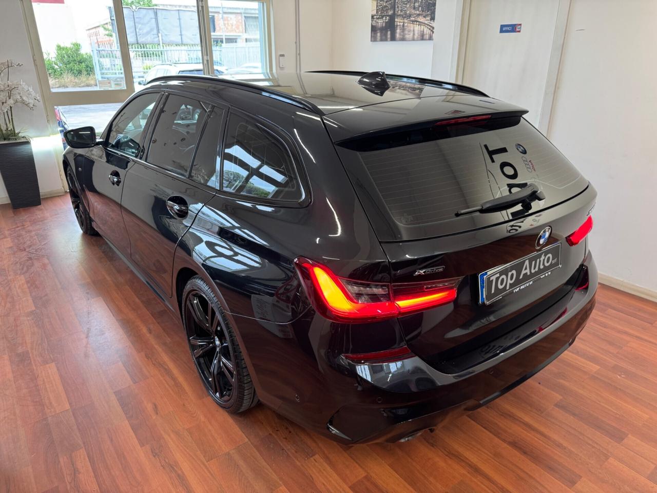 BMW 320 d XDRIVE AUT. M SPORT DARK NIGHT - MY20