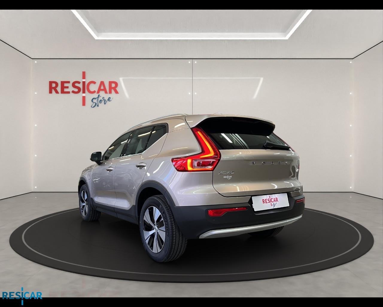 VOLVO XC40 RECHARGE CORE T4 AUT