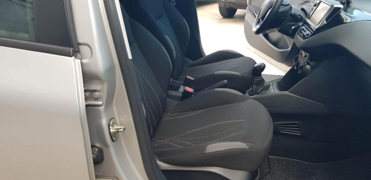Peugeot 208 1.2 Benzina 82cv Allure