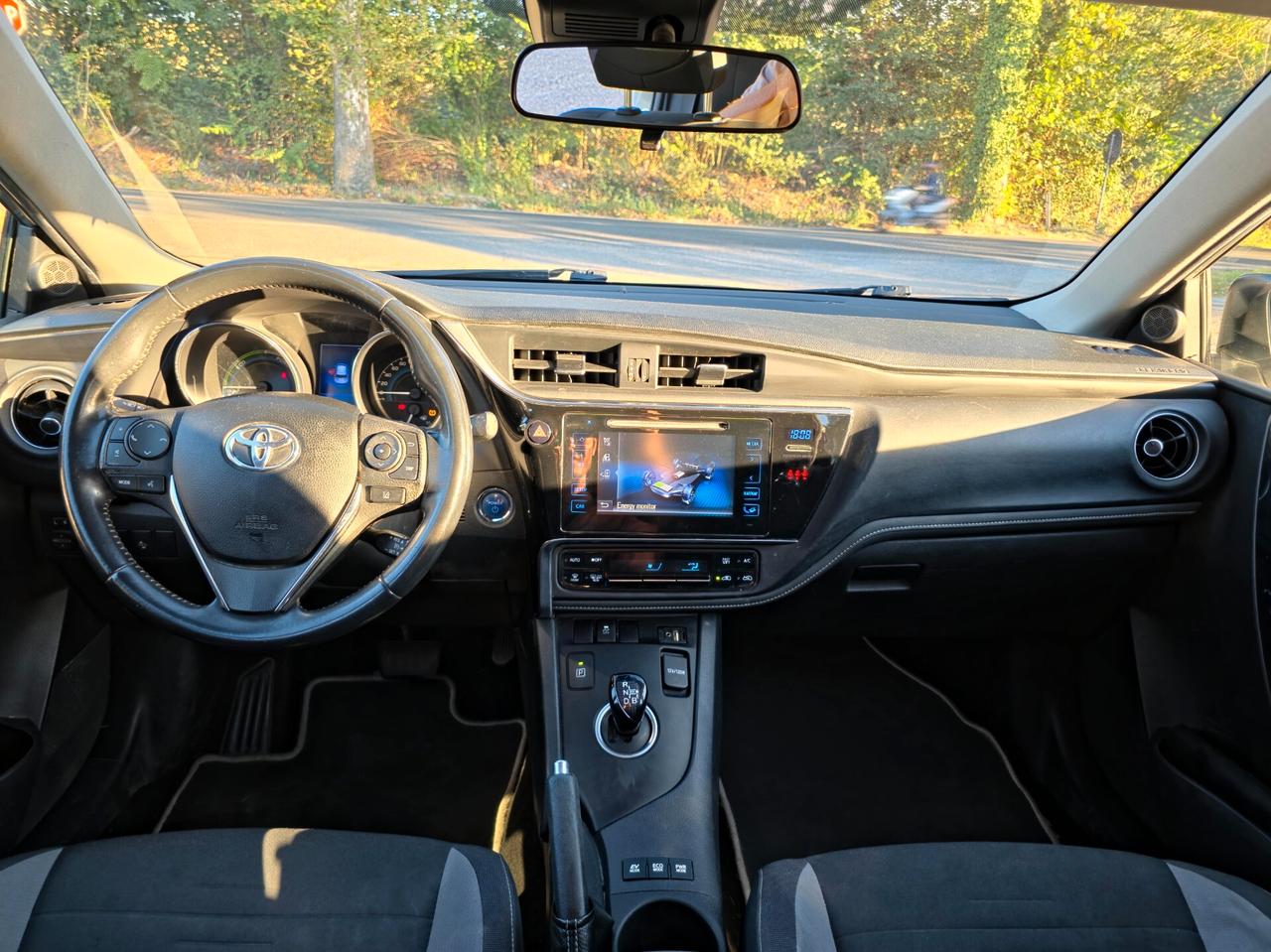 Toyota Auris 1.8 Hybrid Lounge E6 Automatico NEO 2018