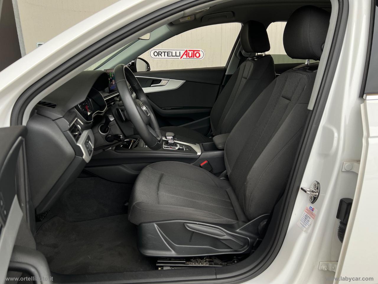 AUDI A4 Avant 30 TDI S tronic Business