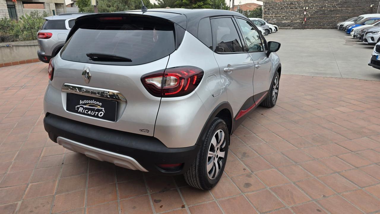 Renault Captur dCi 8V 90 CV EDC Start&Stop Energy Initiale Paris