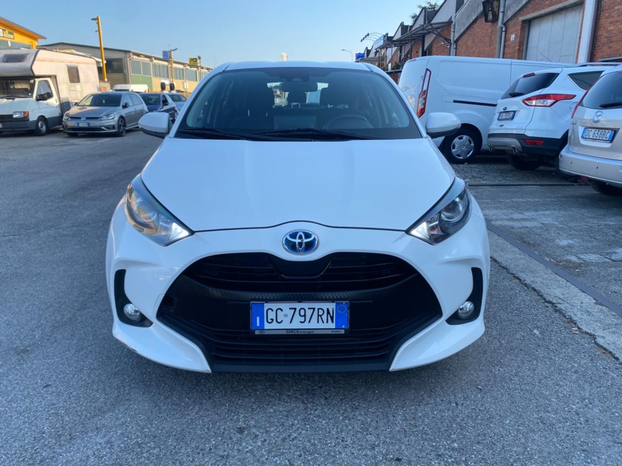 Toyota Yaris 1.5 Hybrid 5 porte Business