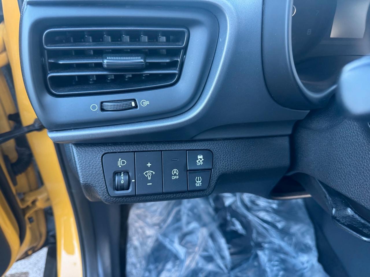 KIA Stonic 1.2cc DPI 84cv Urban