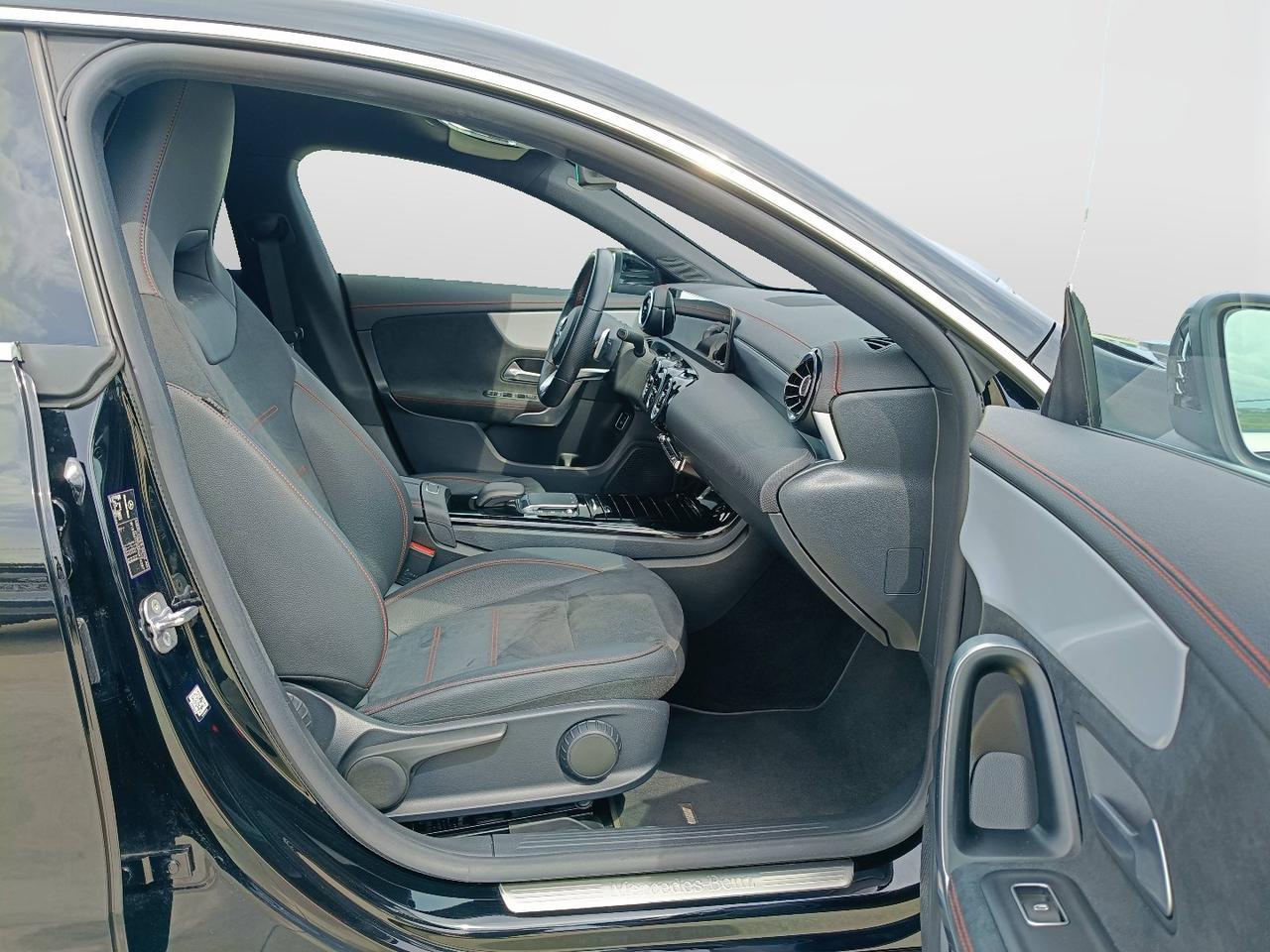 Mercedes-Benz CLA Sh.Brake - X118 - CLA Shooting Brake 200 d Premium auto